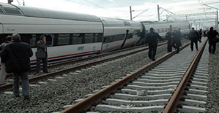 Yüksek hızlı tren şov uğruna açılıyor, ulaşım güvenliği yok sayılıyor