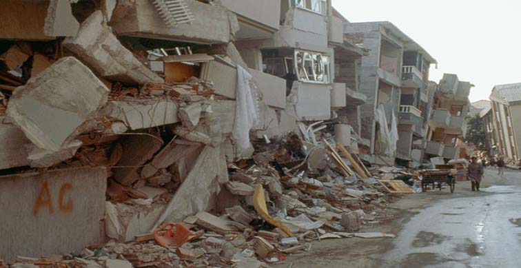 Meslek odalarından 17 Ağustos Marmara Depremi açıklamaları
